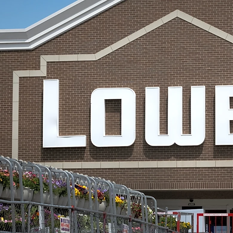 Lowe's to pay $546,600 in agreement alleging it violated gift card law