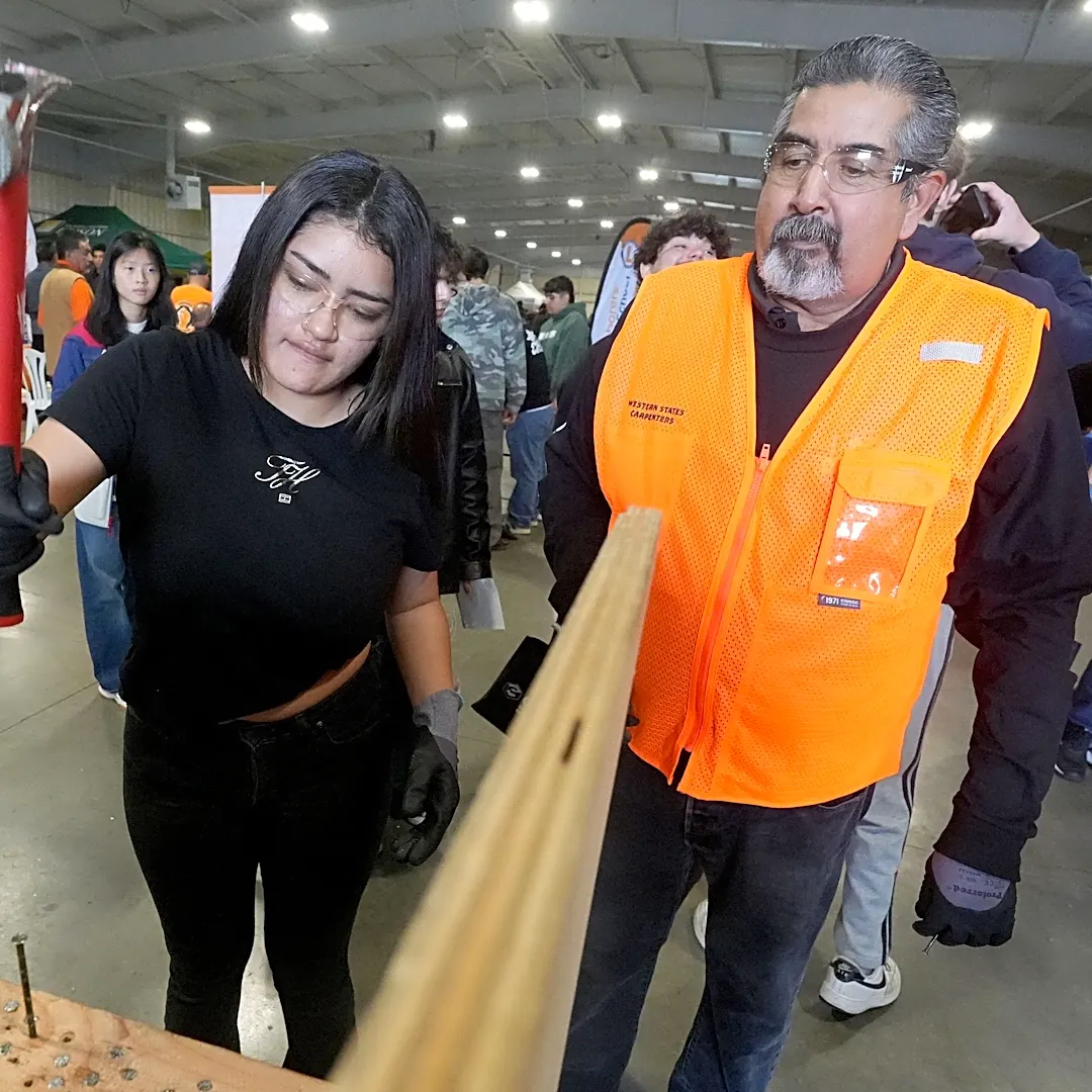 Ventura students test construction skills at career event