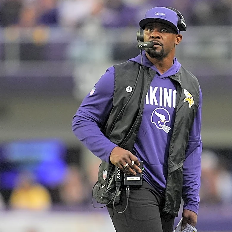 NFL Media ranks the Vikings defense in their top 10 for 2026