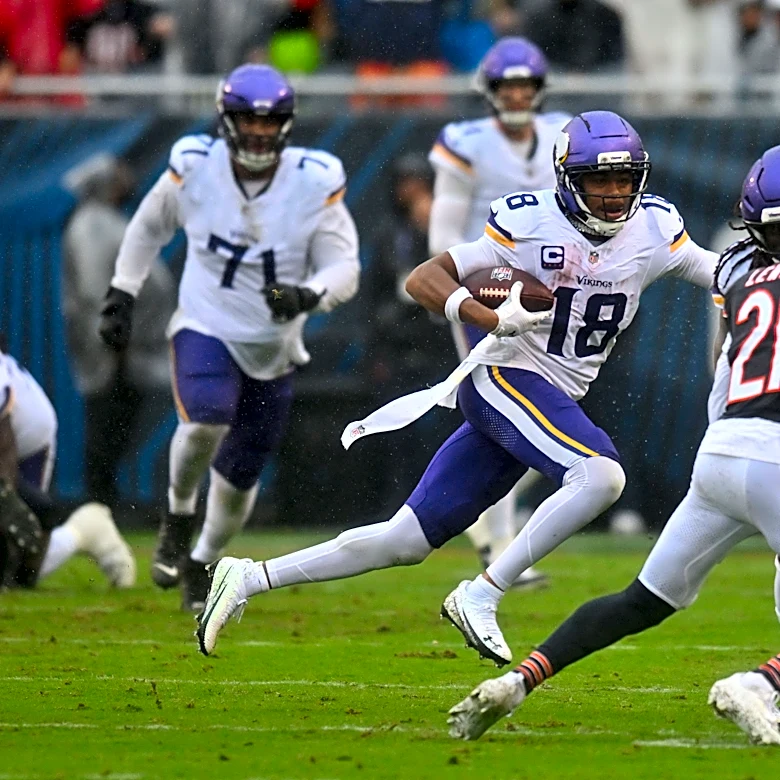 Justin Jefferson passes Randy Moss in one category in Vikings history