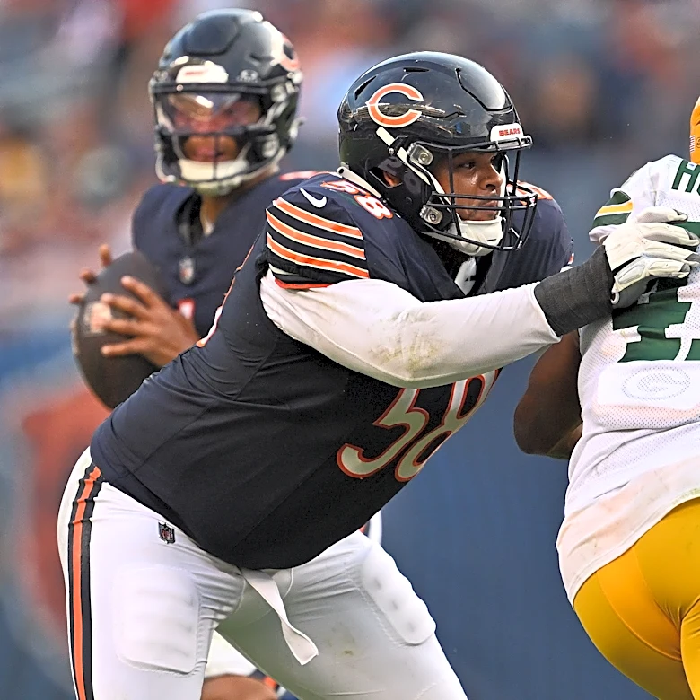 Bears 'excited' Darnell Wright will remain cornerstone of franchise