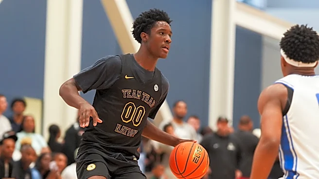 2027 four-star small forward schedules Tennessee basketball visit