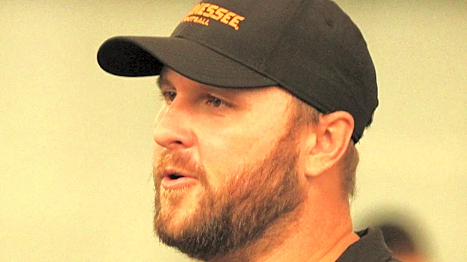Alec Abeln discusses coachability of Tennessee's tight ends