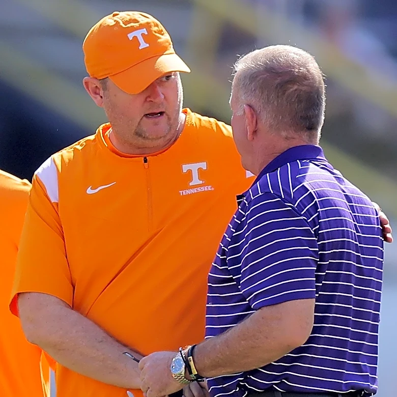 Brian Kelly predicts Tennessee-LSU football game at Neyland Stadium