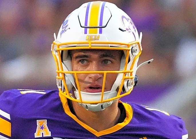 Furman football names starting quarterback, former Tennessee target