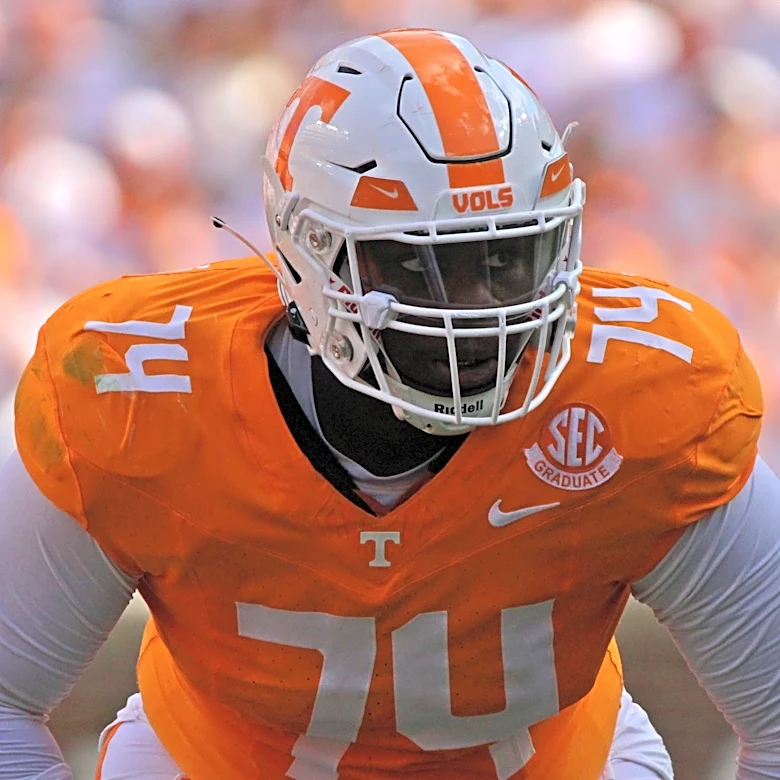 Chiefs hold NFL tryout for former Tennessee offensive lineman