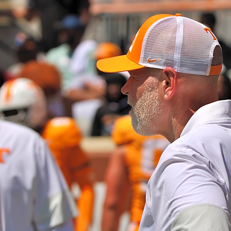 Jim Knowles 'pleased' with Tennessee's continued install progress