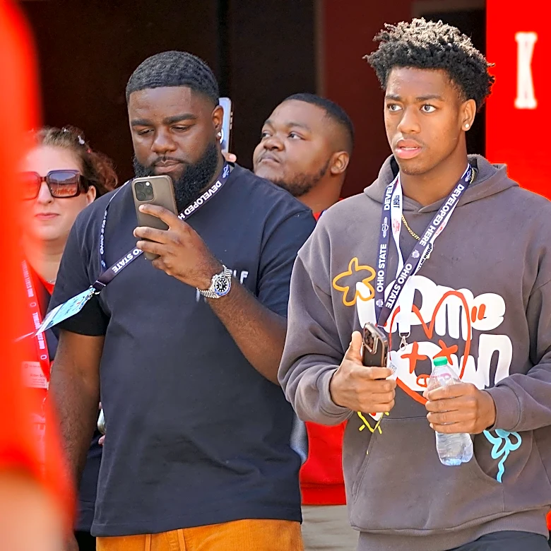 2028 five-star wide receiver names Tennessee football in top schools