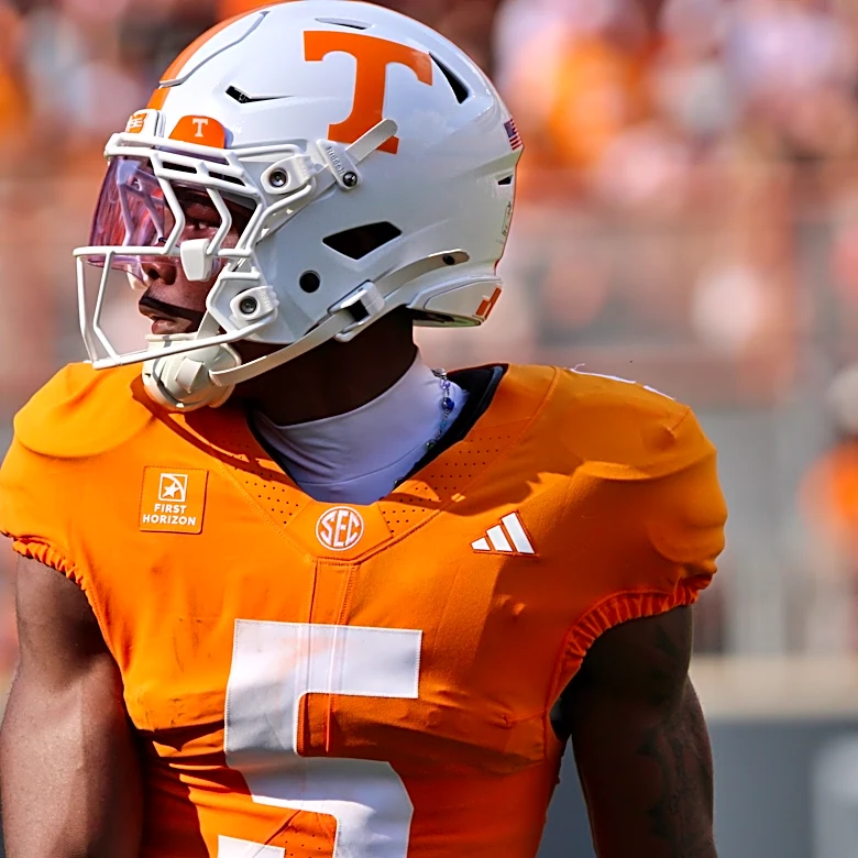 Tennessee-Kennesaw State football game initial score prediction Week 3
