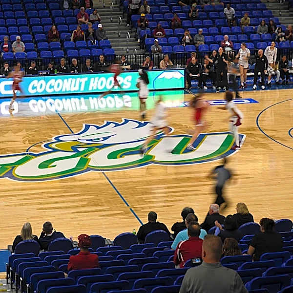 Tennessee basketball will play in 2026 Coconut Hoops tournament