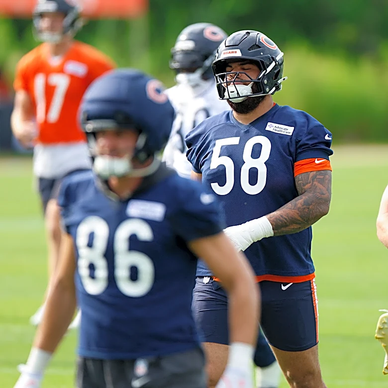 Darnell Wright limited in Bears' practice ahead of Green Bay game