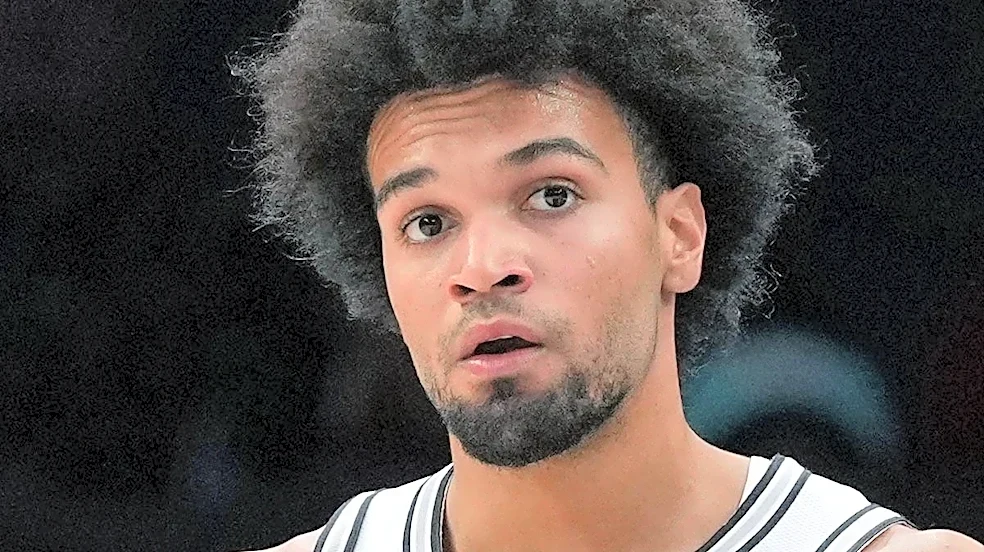 Ja'Kobi Gillespie makes NBA debut with Spurs