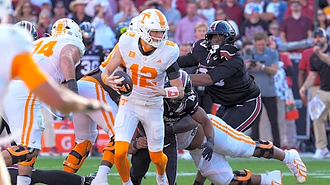 South Carolina extends home win streak over Tennessee football