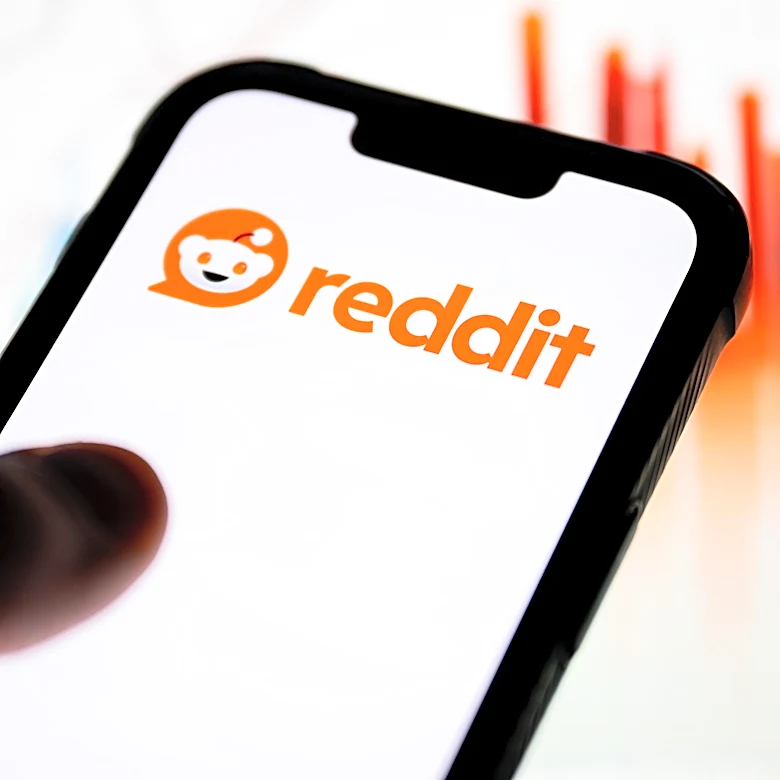 Is Reddit still for humans?