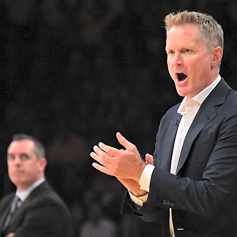Golden State Warriors coaches attend NFL practice amid NBA offseason