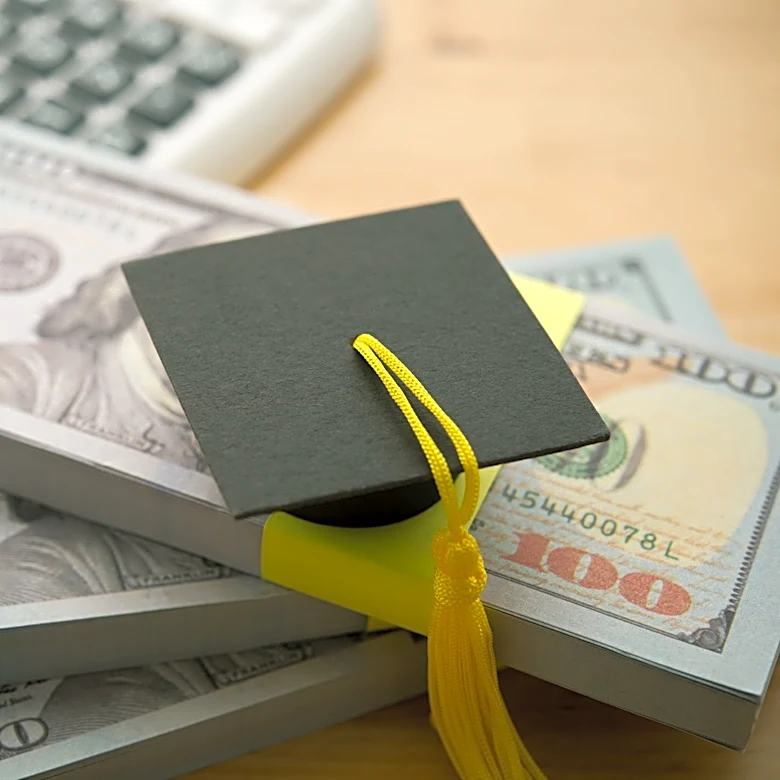 New York student loan delinquency rates see decline