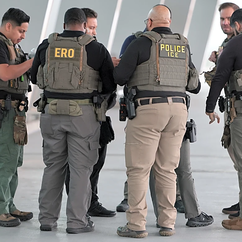 Judge blocks NY mask ban for ICE agents and mandate that they wear ID