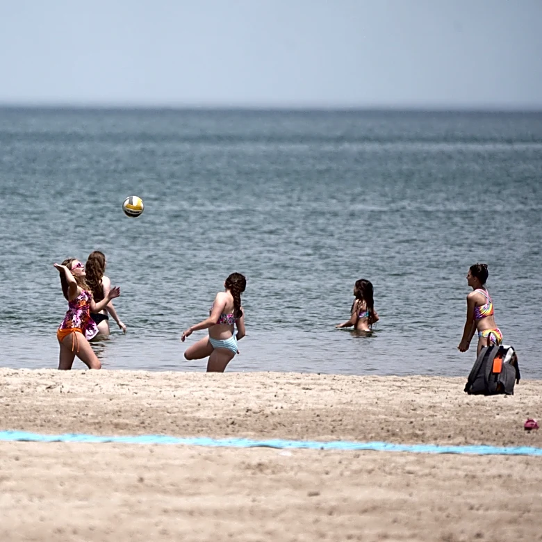 Swimming advisory issued for 5 NYC-area beaches over high bacteria levels