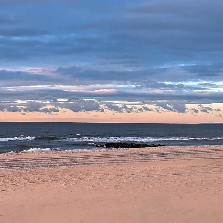 These NYC-area beaches are under swimming advisories. See the list