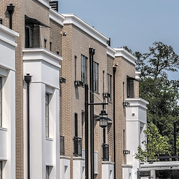 Final homes hit market at One Kingsland in Edge on Hudson