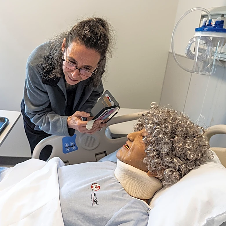 RCC nursing students get AI patients with pulse in new simulation lab
