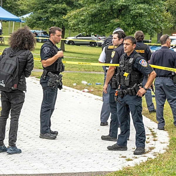 3 stabbed at Westchester Community College; 2 suspects in custody