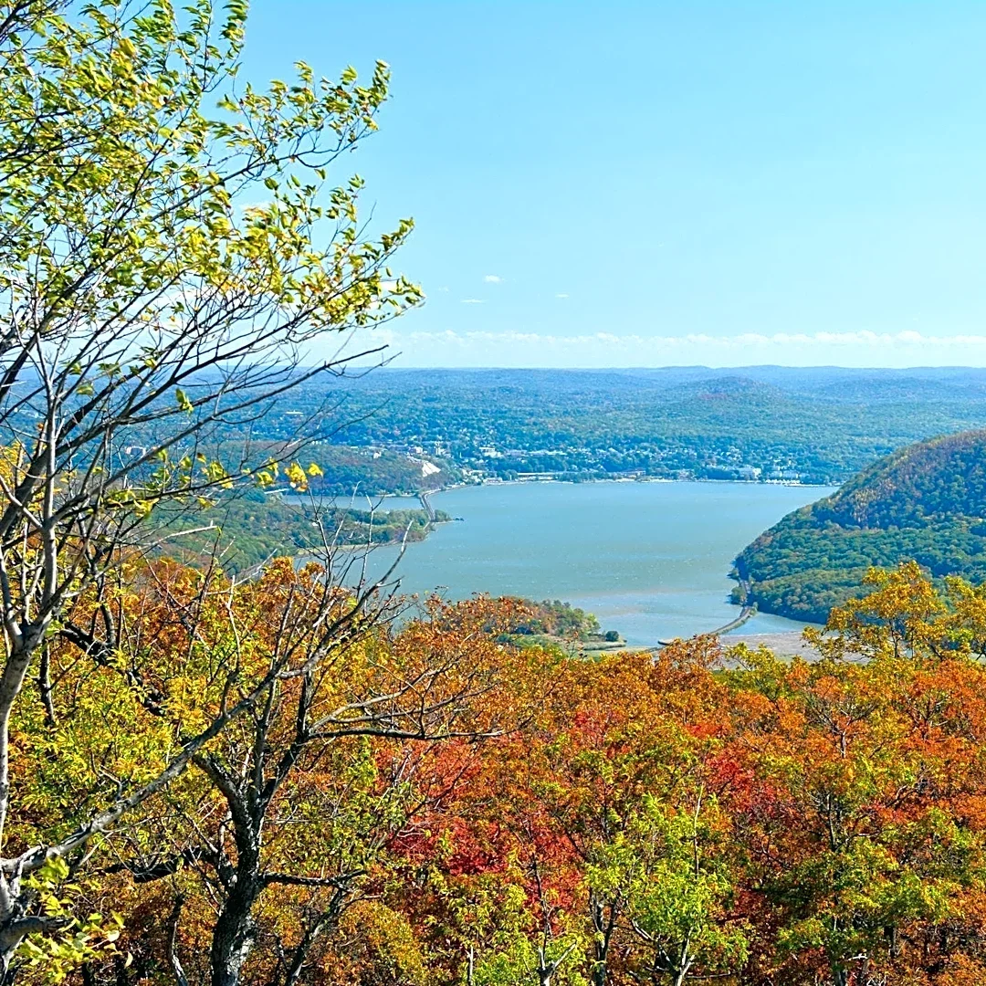 Explore these six scenic New York fall day trips