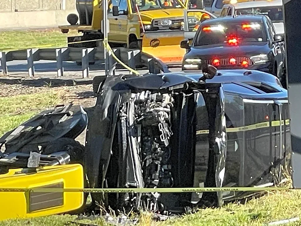 1 dead in multi-vehicle crash on NY Thruway at Exit 6