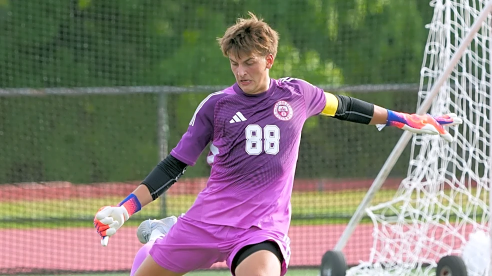 Who are the top seeds in the Section 1 boys soccer tournament bracket?