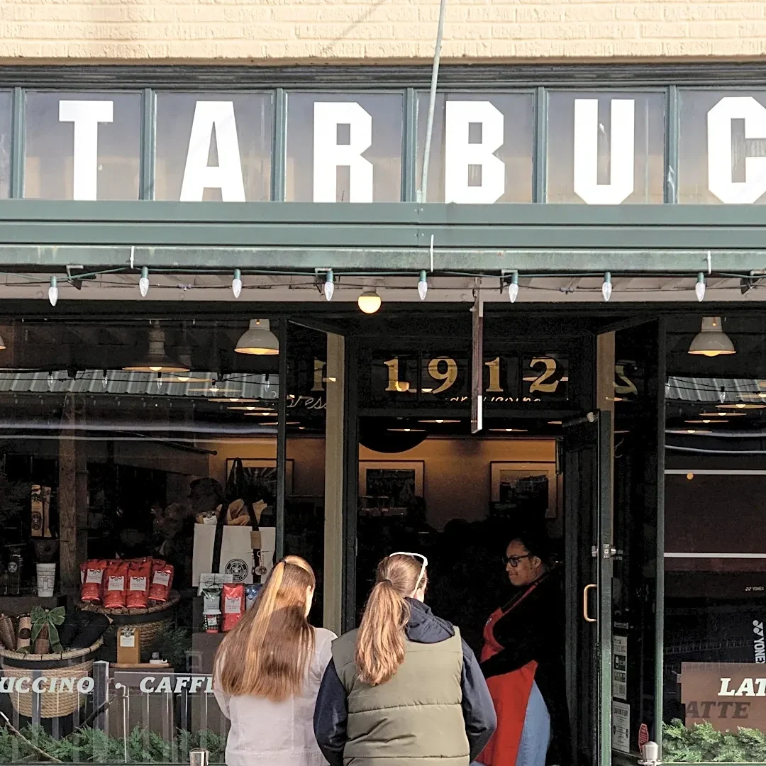 Starbucks' Black Cat Frappuccino is here. See prices, calories