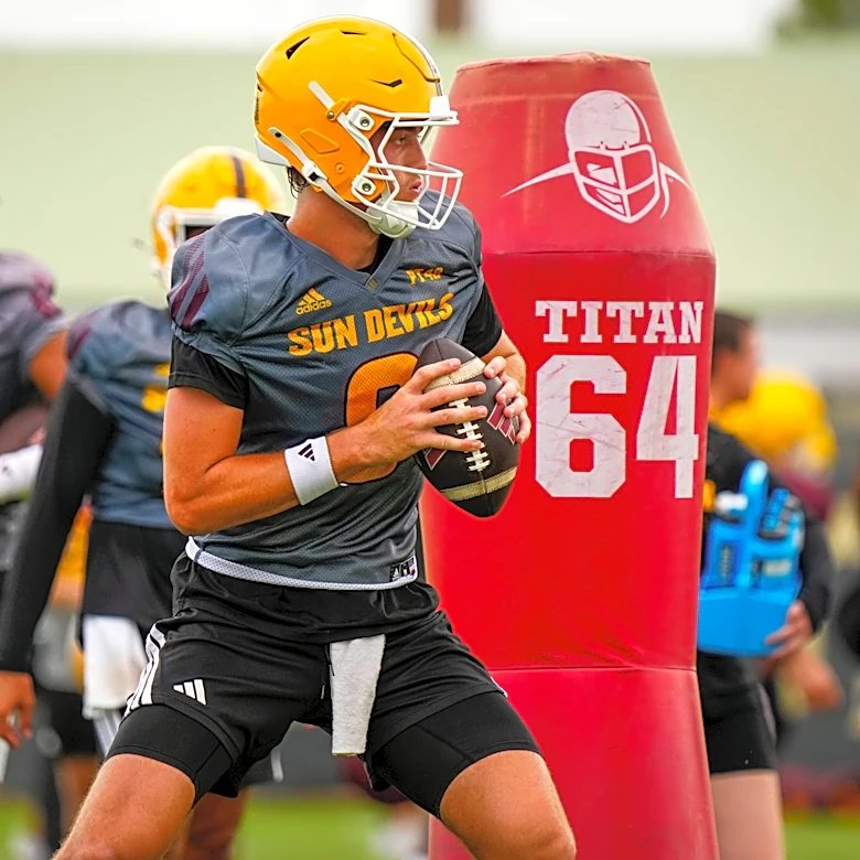 Former Kentucky Wildcats standout named Arizona State starting QB