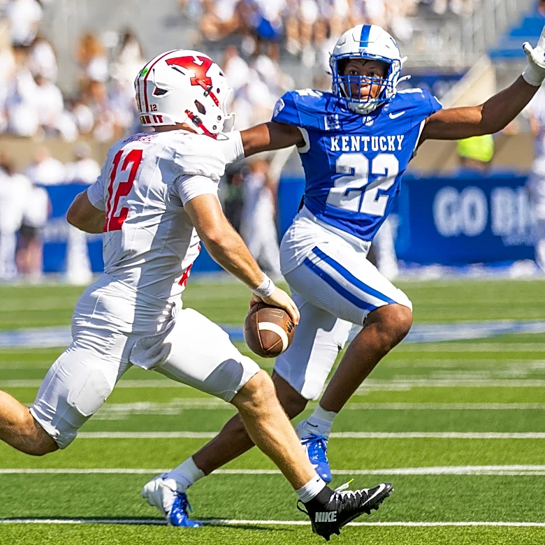 Kentucky still shut out of AP Top 25 after Youngstown St win