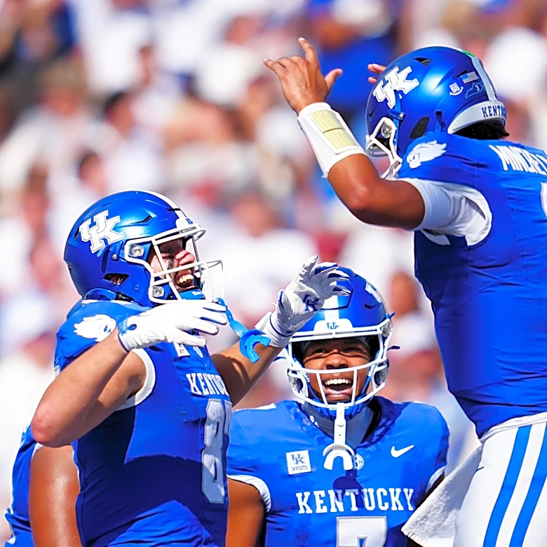 Where does Kentucky's Kenny Minchey rank among SEC QBs after week 2?
