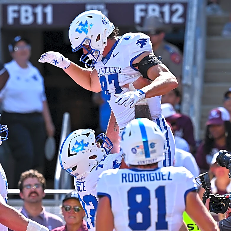 Kentucky gets votes in US LBM Coaches Poll after big win