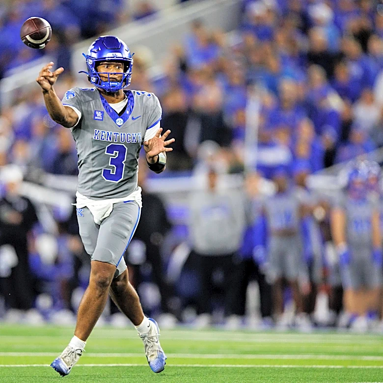 Kentucky's Kenny Minchey rank among SEC QBs after Vandy win