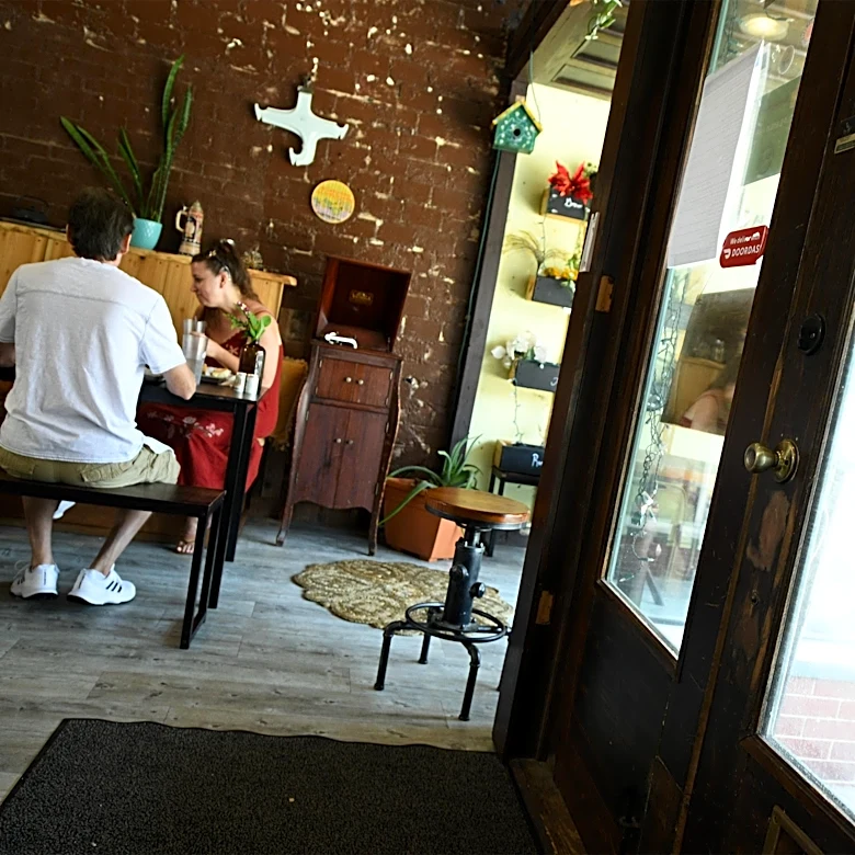 This downtown Wilmington restaurant is struggling. How you can save it