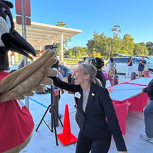 Wilmington's third Wawa celebrates opening in style