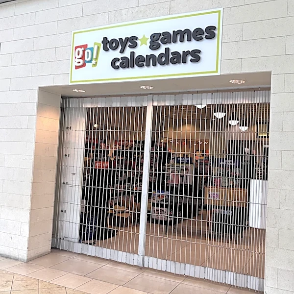 National toy retailer is returning to Wilmington for the holidays
