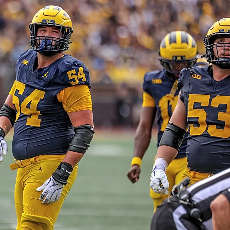 Michigan offensive line finds new confidence in camp