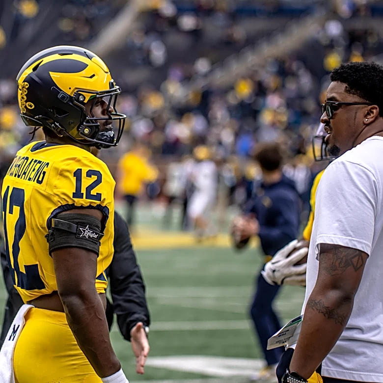 Jordan Marshall defends Michigan football linebackers from criticism