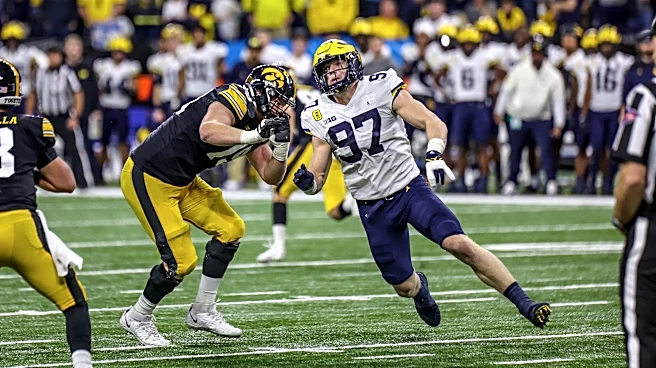CBS Sports panel makes picks for Michigan-Iowa Big Ten showdown