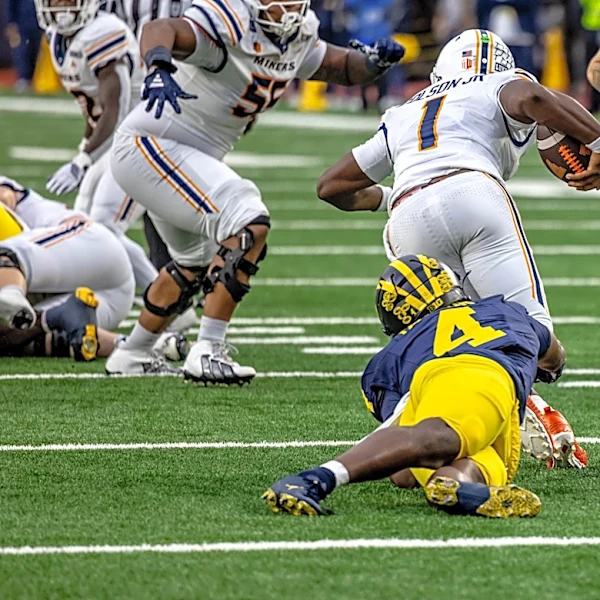 Jay Hill says Michigan linebackers are playing at 'NFL-style' level
