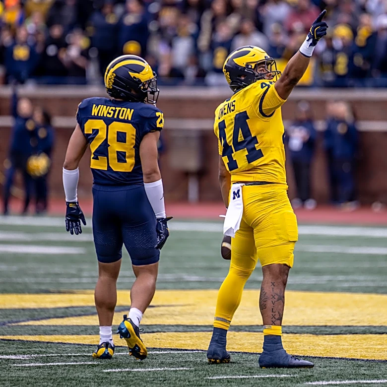 Michigan TE Eli Owens bluntly identifies problem with position group