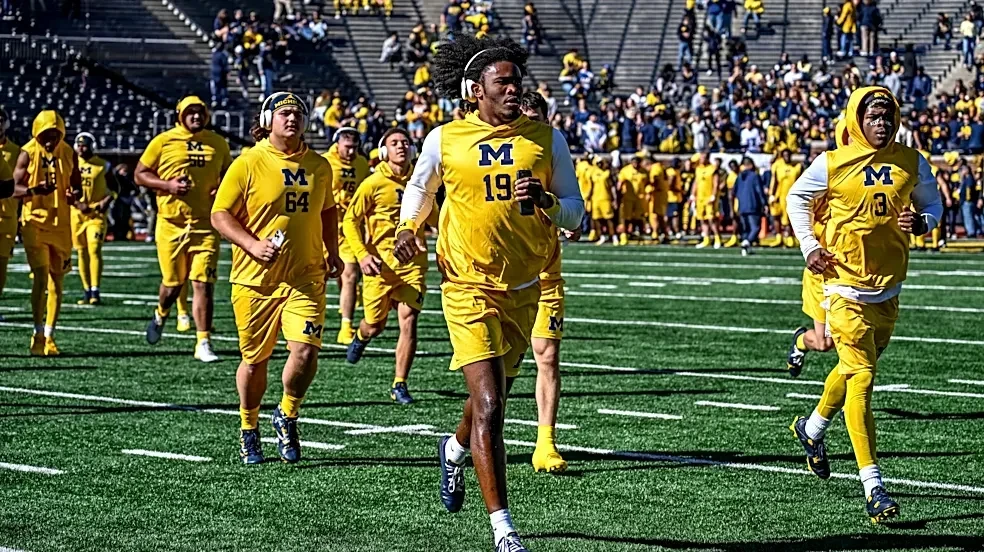 ESPN takes brutal shot at Michigan football's quarterback struggles