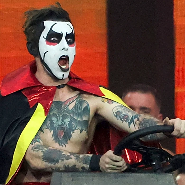 WWE Star Danhausen Receives NY Knicks Jersey After Cursing Playoff Opponent