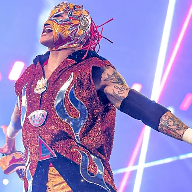WWE Stars Rey Fenix, War Raiders Win AAA Gold At Noche De Los Grandes