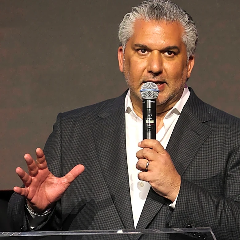WWE's Nick Khan Explains Why WrestleMania Took Place In Las Vegas Back To Back Years