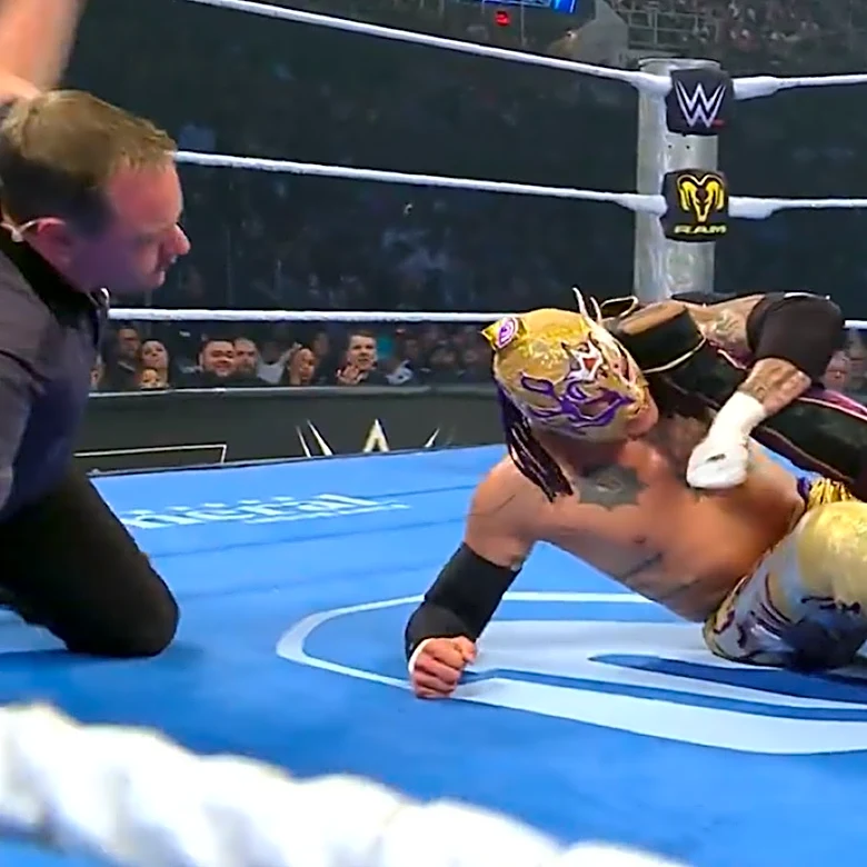 Rey Fenix Defeats Axiom, Retains AAA World Cruiserweight Title On WWE SmackDown