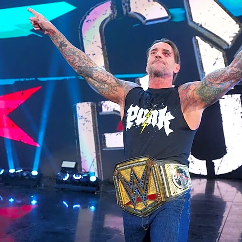 Je'Von Evans Comments On CM Punk Winning Undisputed WWE Championship