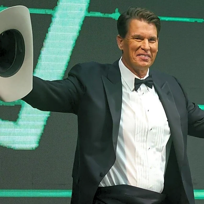 WWE Hall Of Famer JBL Says Upcoming AEW All In World Title Match Will Be 'Fantastic'